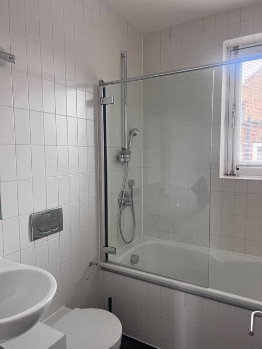 Central , Bright And Modern Flat Up To 4 People Londyn Zewnętrze zdjęcie