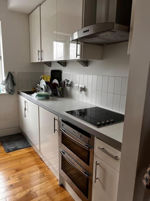 Central , Bright And Modern Flat Up To 4 People Londyn Zewnętrze zdjęcie