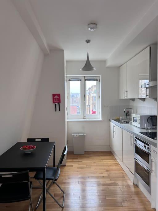 Central , Bright And Modern Flat Up To 4 People Londyn Zewnętrze zdjęcie